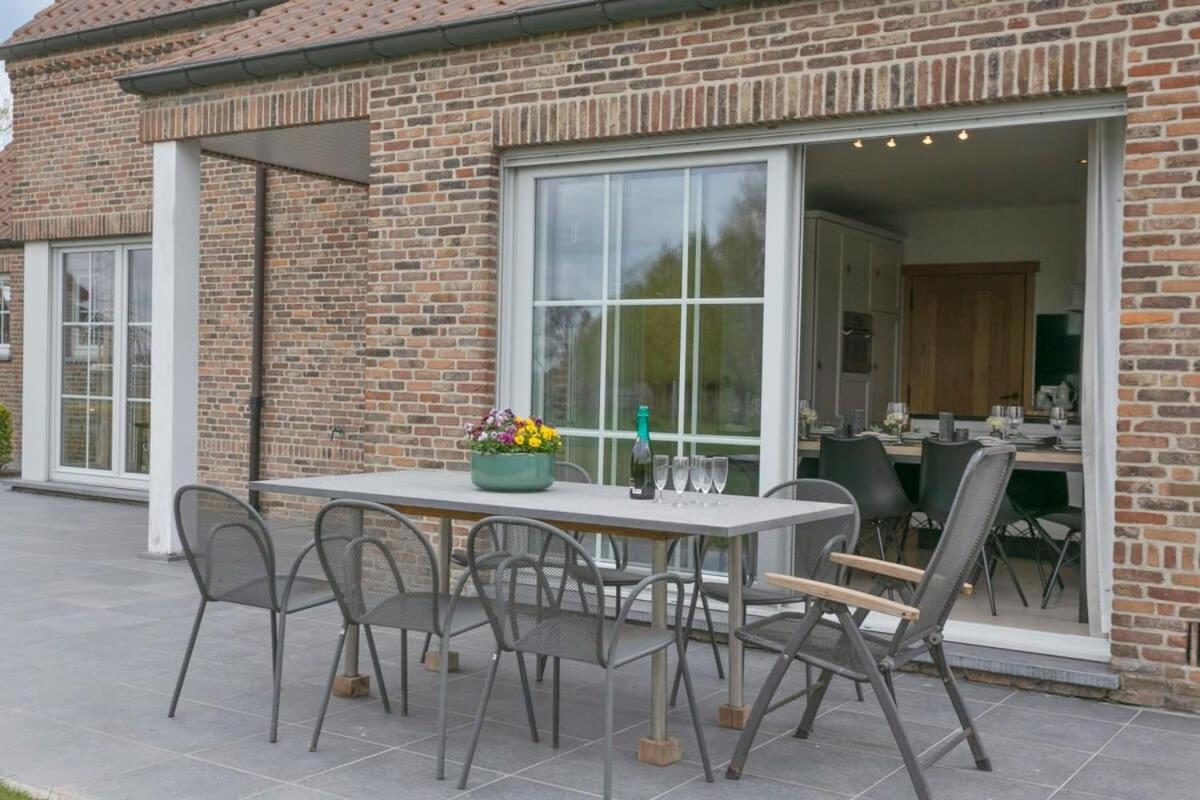 Huswell - Family House With A Beautiful View In Damme Villa Brugge Eksteriør billede